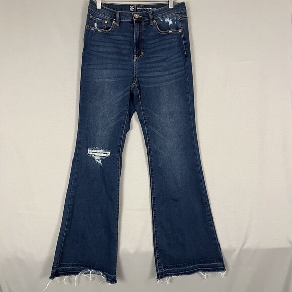 No Boundaries Womens Size 11 Denim Blue Jeans Bell Bottoms Flare Leg Distressed - Picture 1 of 7